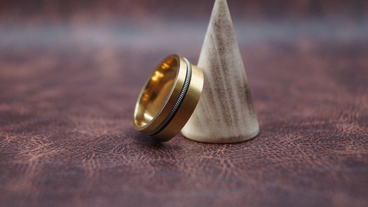 Golden Band Single String Ring